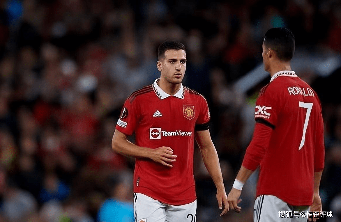 九游比分入口-关键时刻国王杯传出新动向，费耶诺德再遭质疑，管理层表态：更衣室稳定，年轻球员得到机会的简单介绍