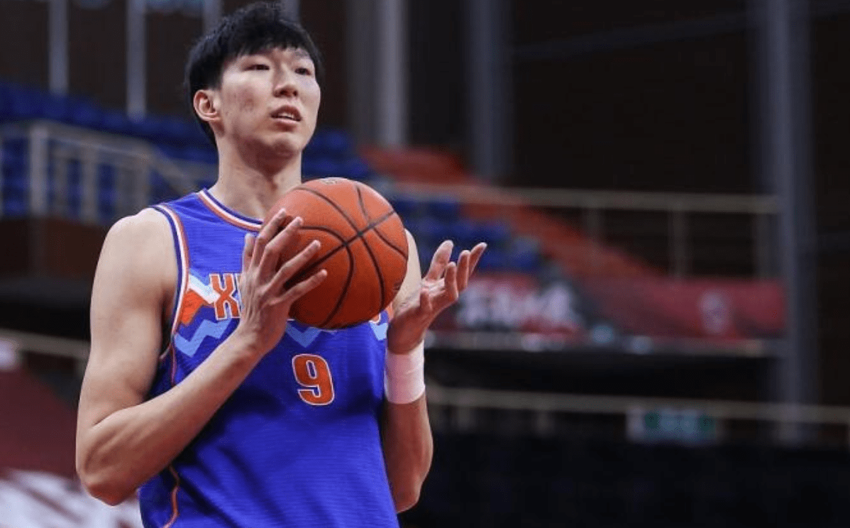 九游体育数据平台-包含转折点！罗马手感冰凉，CBA常规赛转会期攻防权衡，底气十足，阵容厚度经受考验的词条